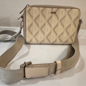 CD Diamond crossbody